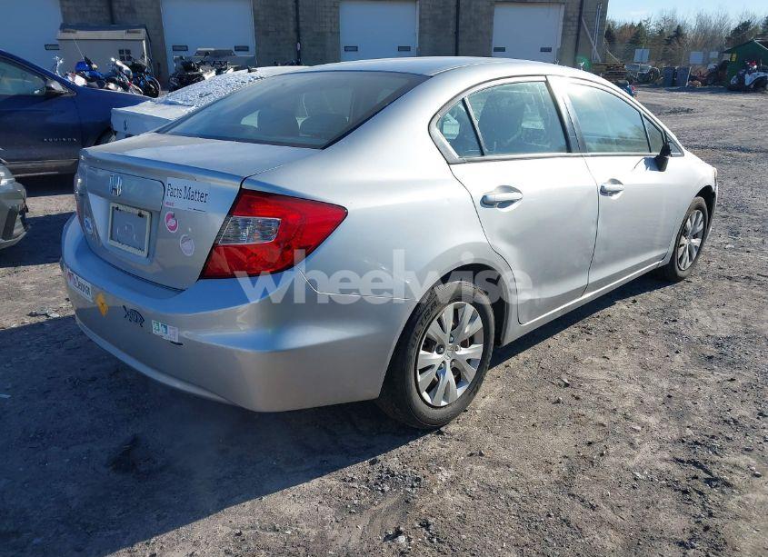 Photo 4 of 2012 Honda Civic LX (VIN 2HGFB2F57CH503562)