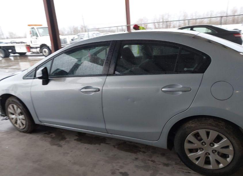 Photo 14 of 2012 Honda Civic SDN LX (VIN 2HGFB2F57CH516571)