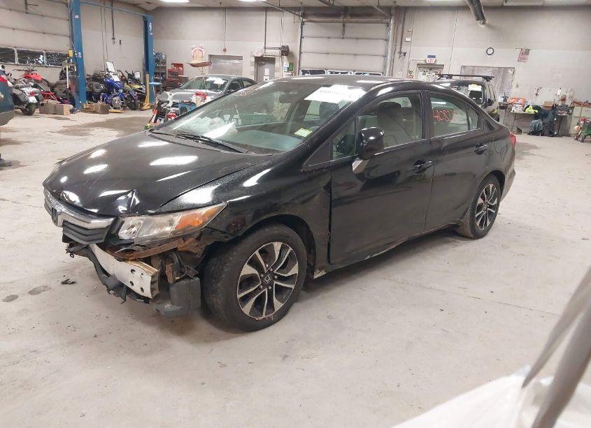 Photo 2 of 2012 Honda Civic LX (VIN 2HGFB2F57CH524900)