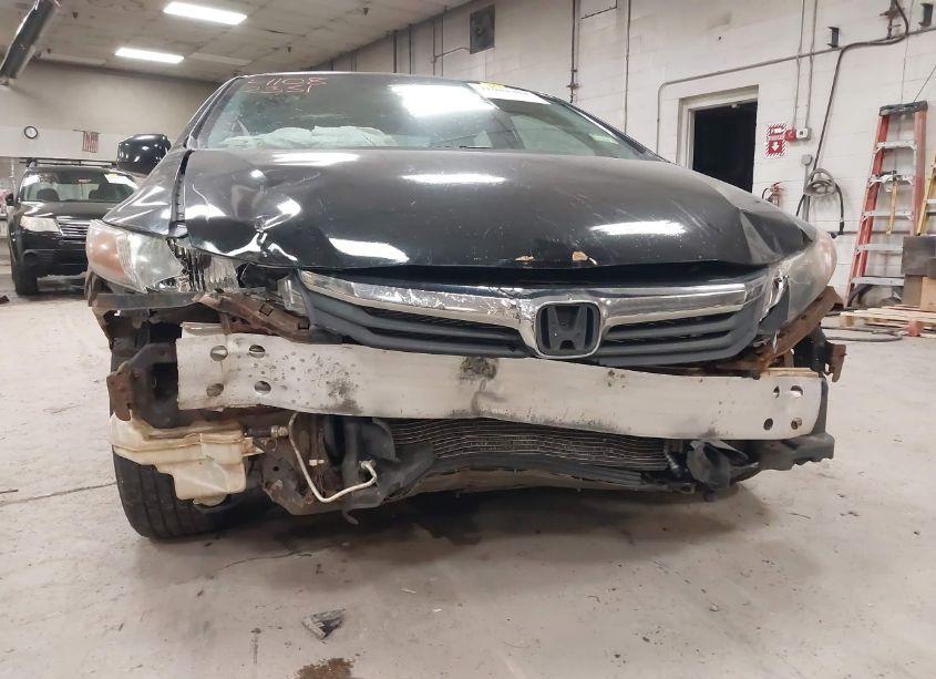 Photo 6 of 2012 Honda Civic LX (VIN 2HGFB2F57CH524900)