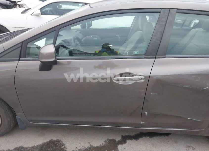 Photo 17 of 2012 Honda Civic SDN LX (VIN 2HGFB2F57CH536318)