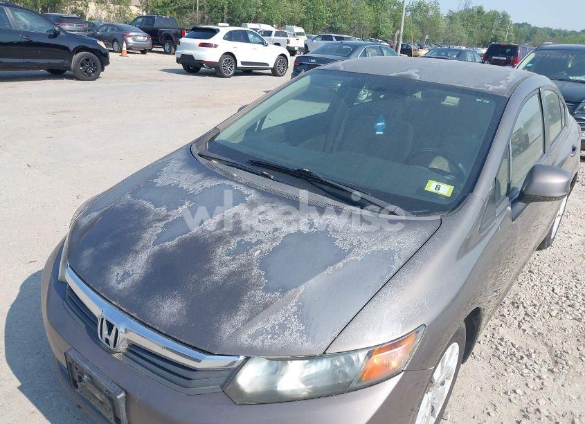 Photo 6 of 2012 Honda Civic LX (VIN 2HGFB2F57CH539137)