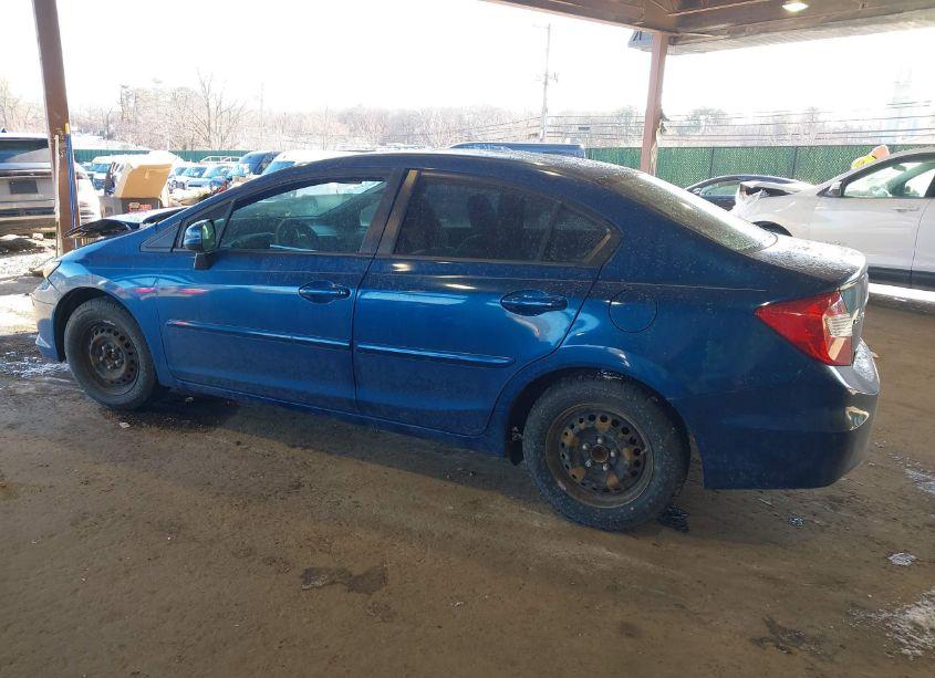 Photo 3 of 2012 Honda Civic SDN LX (VIN 2HGFB2F57CH542541)