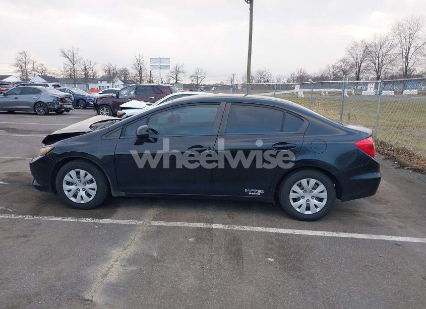 Photo 14 of 2012 Honda Civic SDN LX (VIN 2HGFB2F57CH567133)