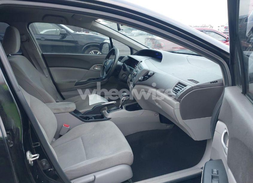 Photo 5 of 2012 Honda Civic SDN LX (VIN 2HGFB2F57CH567133)