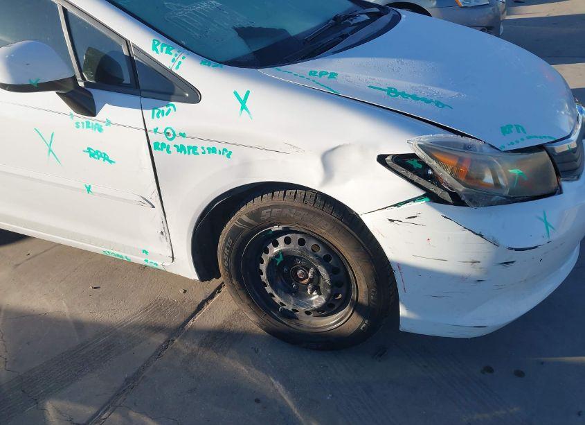 Photo 6 of 2012 Honda Civic LX (VIN 2HGFB2F57CH567553)