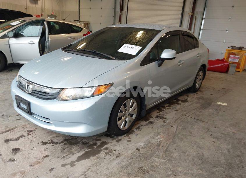 Photo 2 of 2012 Honda Civic LX (VIN 2HGFB2F57CH579010)
