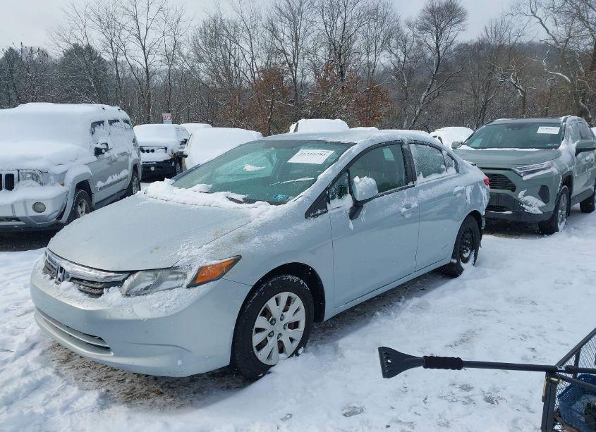 Photo 2 of 2012 Honda Civic SDN LX (VIN 2HGFB2F57CH581856)