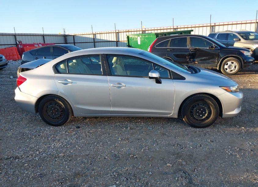 Photo 13 of 2012 Honda Civic LX (VIN 2HGFB2F57CH588175)