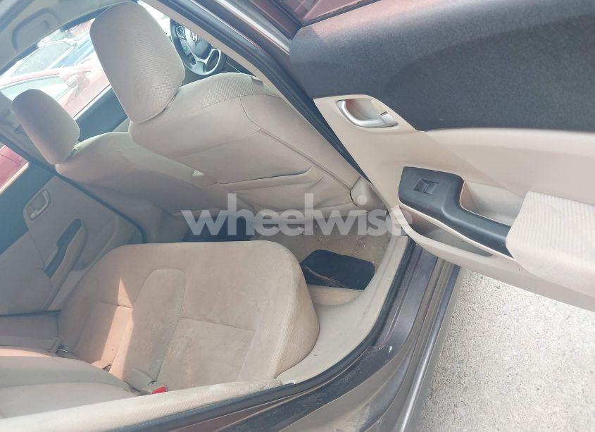 Photo 8 of 2012 Honda Civic LX (VIN 2HGFB2F57CH593067)