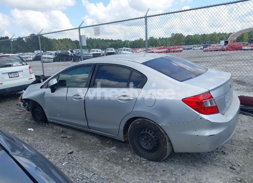 Photo 14 of 2012 Honda Civic LX (VIN 2HGFB2F57CH598446)