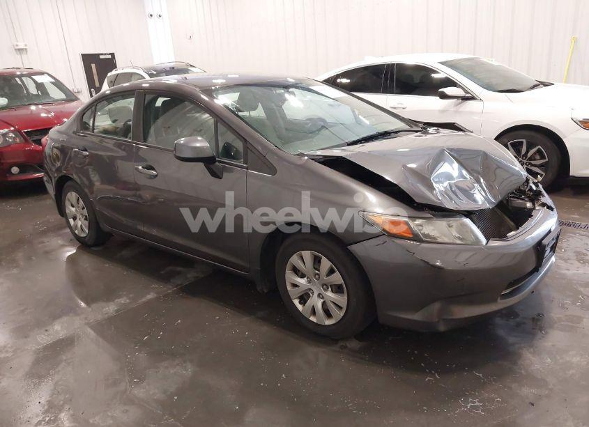 2012 Honda Civic LX (VIN 2HGFB2F57CH605900) main photo