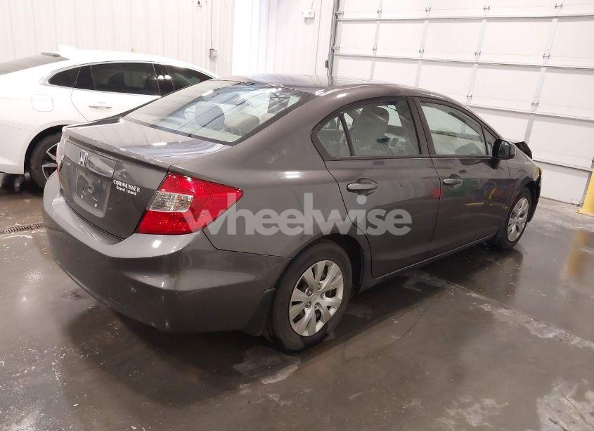 Photo 4 of 2012 Honda Civic LX (VIN 2HGFB2F57CH605900)