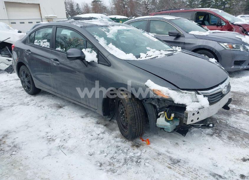 2012 Honda Civic LX (VIN 2HGFB2F57CH611311) main photo
