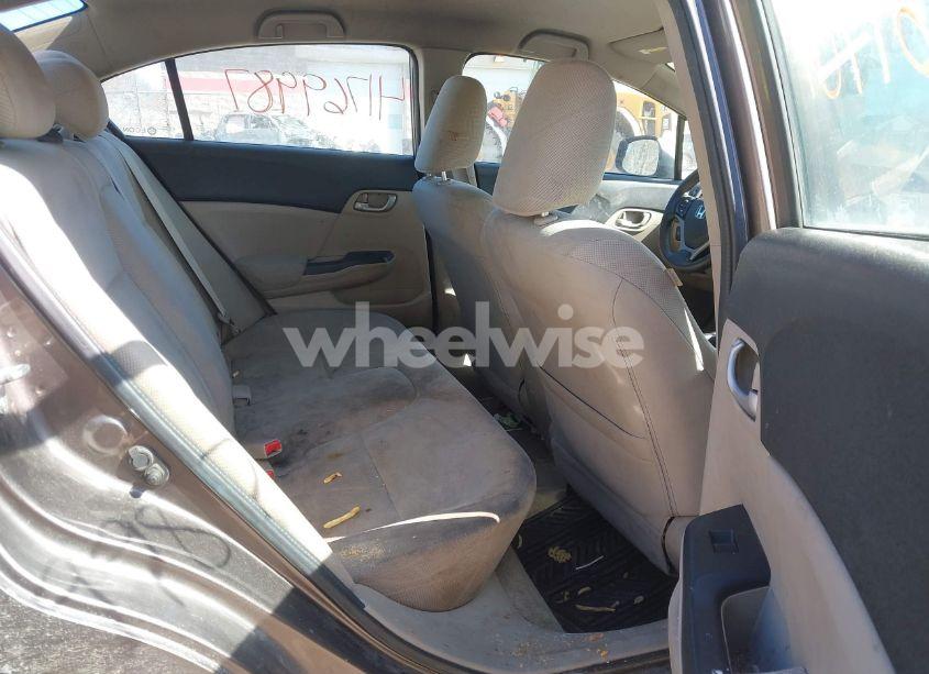 Photo 8 of 2012 Honda Civic LX (VIN 2HGFB2F57CH612040)