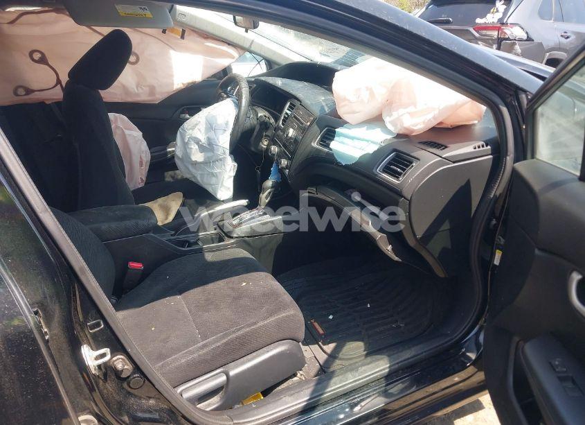 Photo 5 of 2013 Honda Civic LX (VIN 2HGFB2F57DH517513)