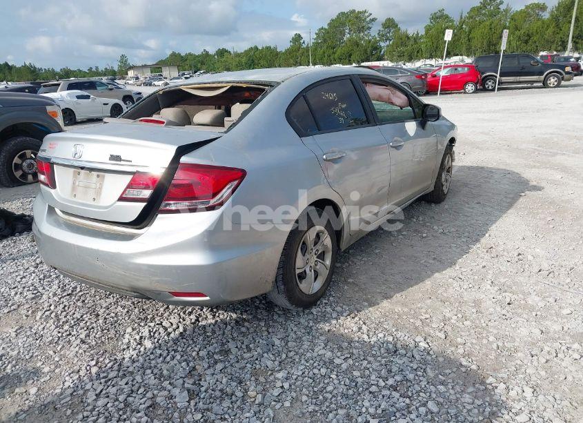 Photo 4 of 2013 Honda Civic LX (VIN 2HGFB2F57DH541438)