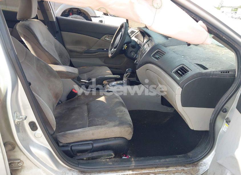 Photo 5 of 2013 Honda Civic LX (VIN 2HGFB2F57DH541438)