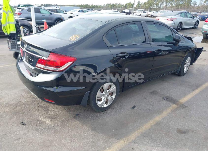 Photo 4 of 2013 Honda Civic LX (VIN 2HGFB2F57DH555727)