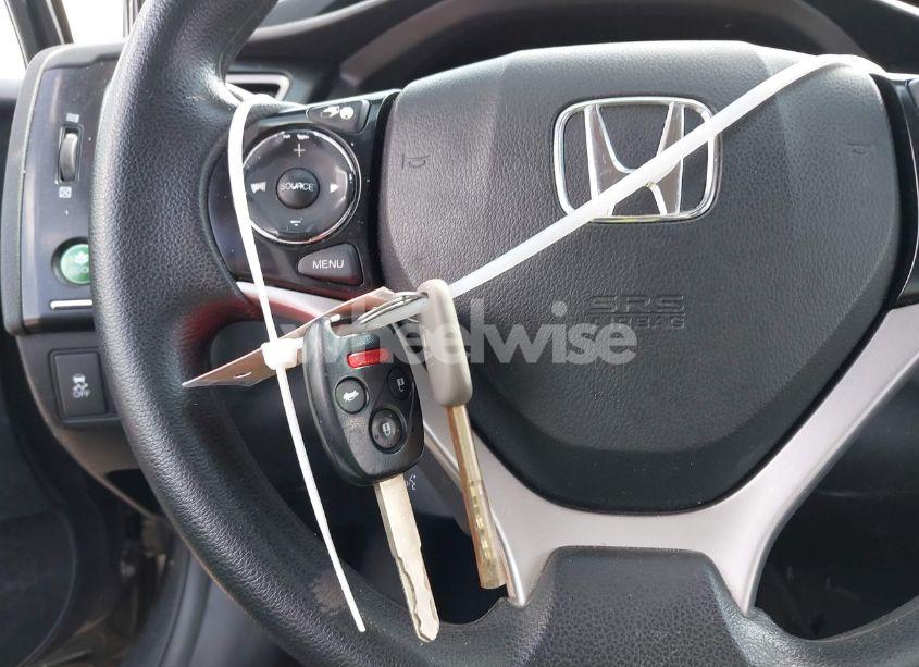 Photo 11 of 2013 Honda Civic LX (VIN 2HGFB2F57DH560992)