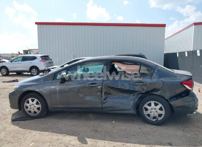 Photo 15 of 2013 Honda Civic LX (VIN 2HGFB2F57DH560992)