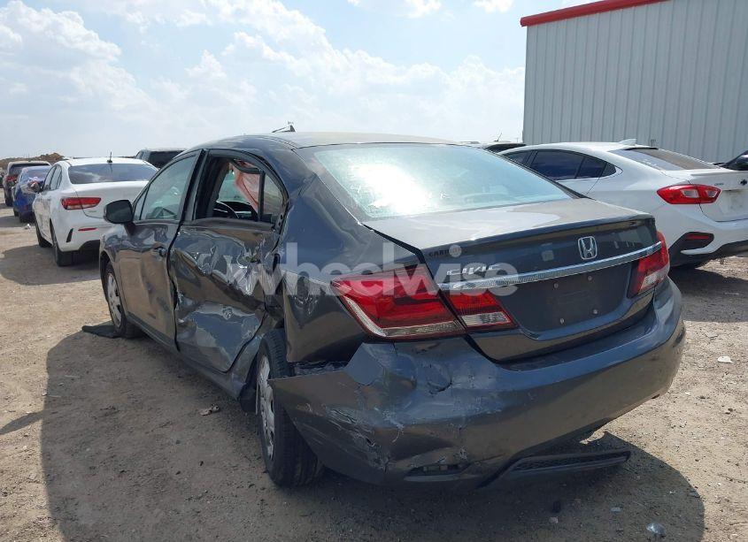 Photo 3 of 2013 Honda Civic LX (VIN 2HGFB2F57DH560992)