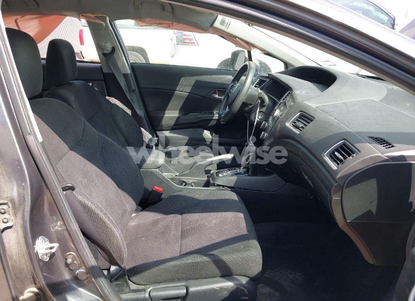 Photo 5 of 2013 Honda Civic LX (VIN 2HGFB2F57DH560992)