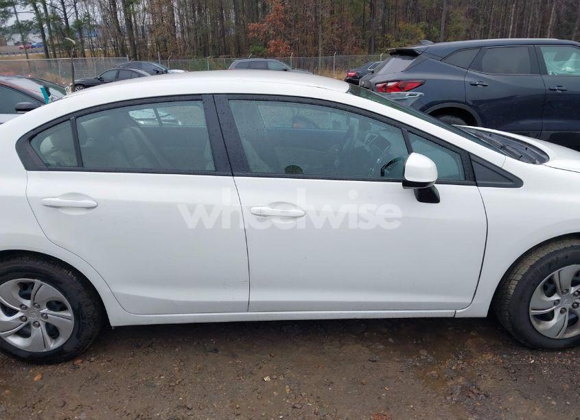 Photo 13 of 2013 Honda Civic LX (VIN 2HGFB2F57DH562368)