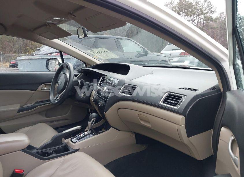 Photo 5 of 2013 Honda Civic LX (VIN 2HGFB2F57DH562368)