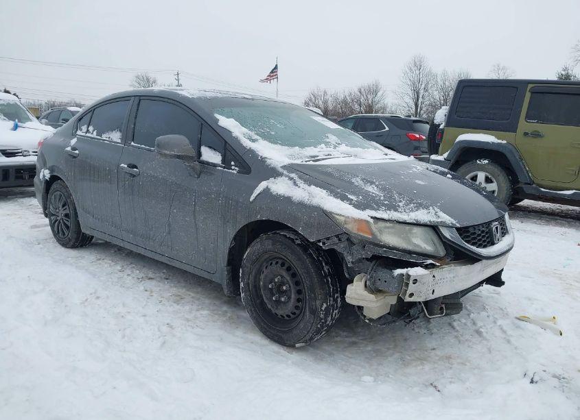 2013 Honda Civic LX (VIN 2HGFB2F57DH569224) main photo