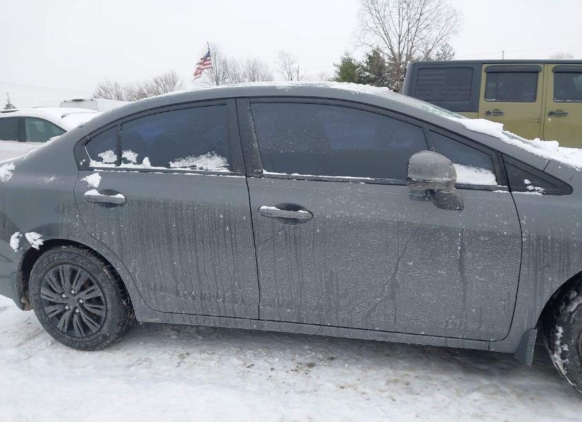 Photo 13 of 2013 Honda Civic LX (VIN 2HGFB2F57DH569224)