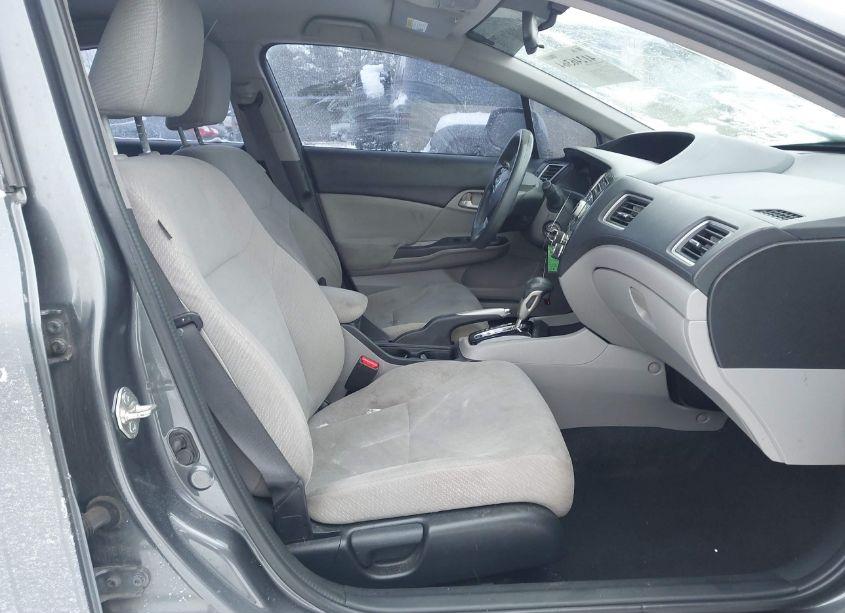 Photo 5 of 2013 Honda Civic LX (VIN 2HGFB2F57DH569224)