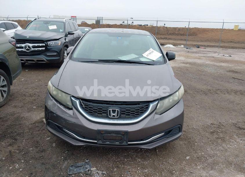 Photo 12 of 2013 Honda Civic LX (VIN 2HGFB2F57DH579171)