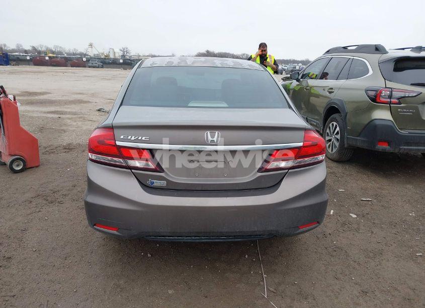 Photo 16 of 2013 Honda Civic LX (VIN 2HGFB2F57DH579171)