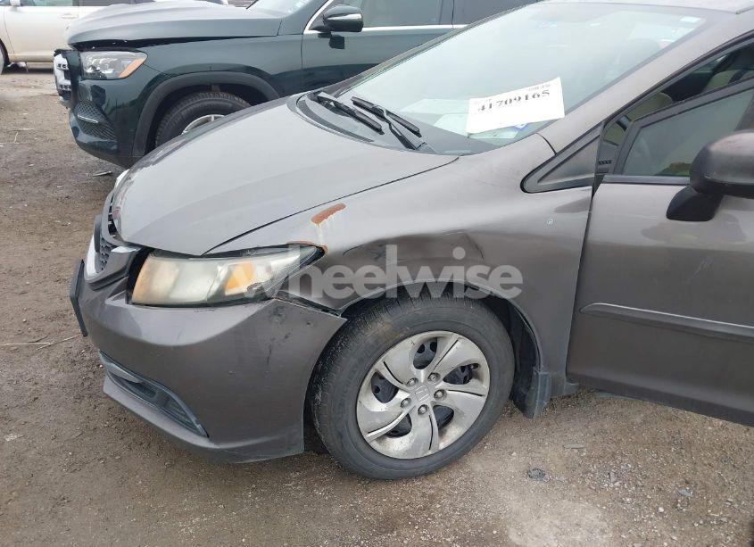 Photo 17 of 2013 Honda Civic LX (VIN 2HGFB2F57DH579171)