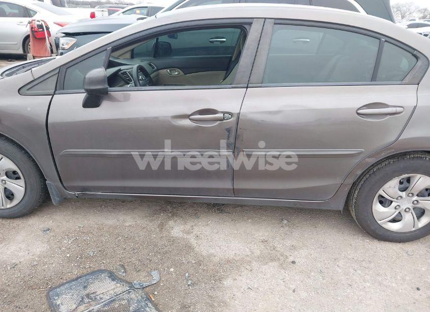 Photo 18 of 2013 Honda Civic LX (VIN 2HGFB2F57DH579171)