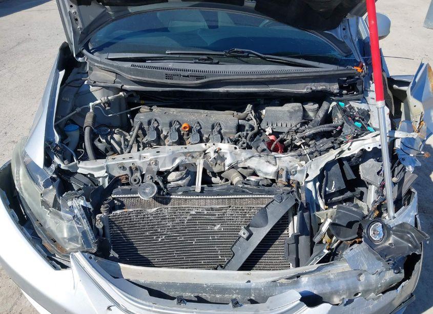 Photo 10 of 2013 Honda Civic LX (VIN 2HGFB2F57DH583723)