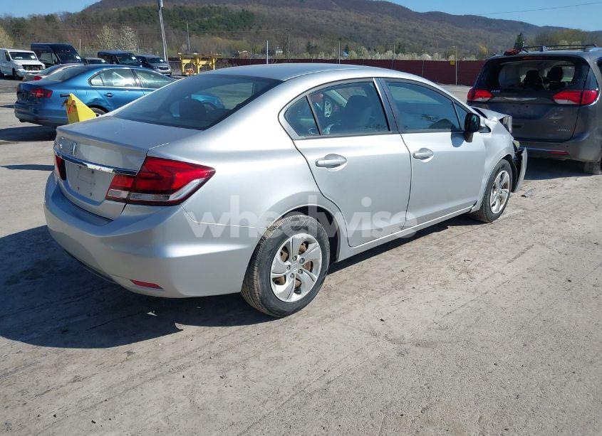 Photo 4 of 2013 Honda Civic LX (VIN 2HGFB2F57DH583723)