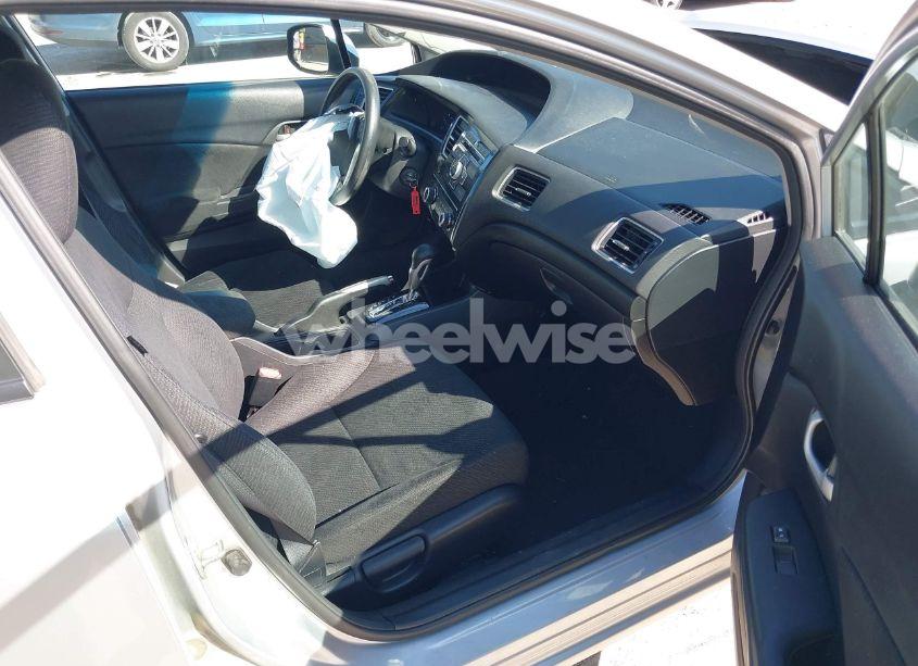 Photo 5 of 2013 Honda Civic LX (VIN 2HGFB2F57DH583723)