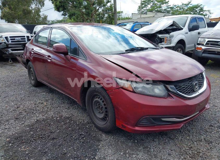2013 Honda Civic LX (VIN 2HGFB2F57DH586105) main photo