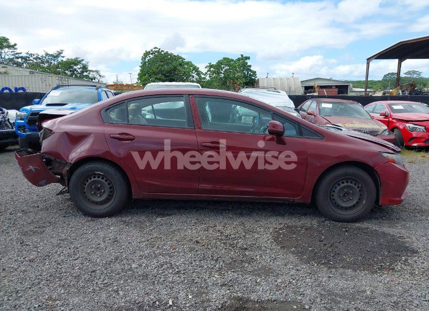 Photo 14 of 2013 Honda Civic LX (VIN 2HGFB2F57DH586105)