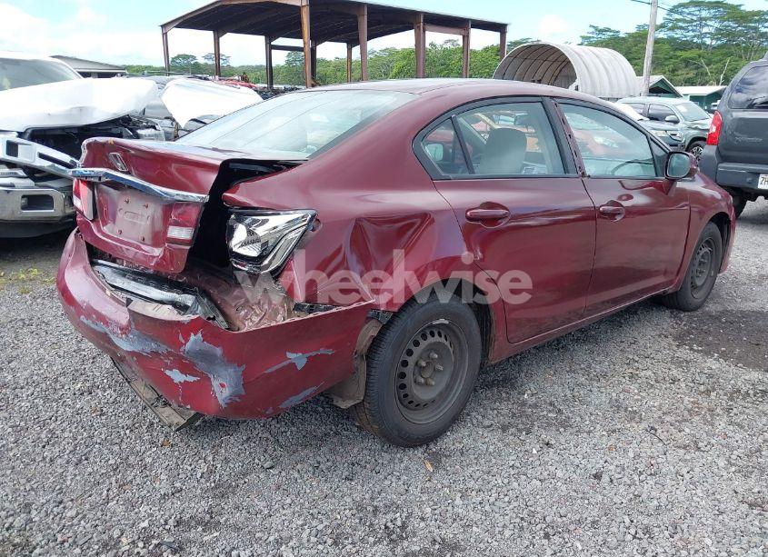 Photo 4 of 2013 Honda Civic LX (VIN 2HGFB2F57DH586105)