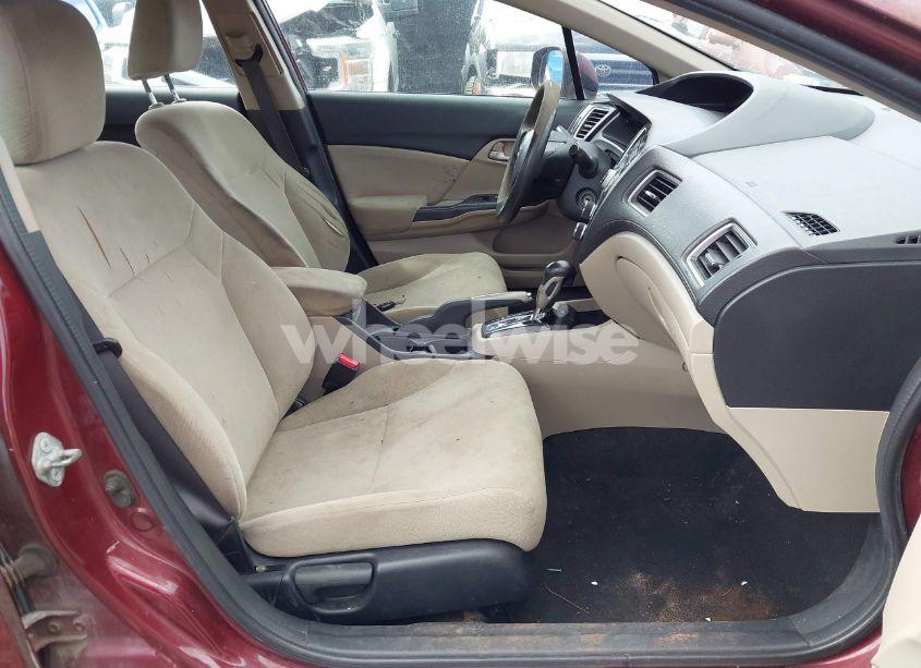 Photo 5 of 2013 Honda Civic LX (VIN 2HGFB2F57DH586105)