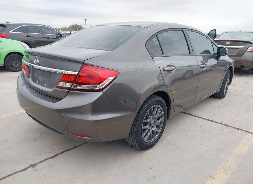 Photo 4 of 2013 Honda Civic LX (VIN 2HGFB2F57DH592700)