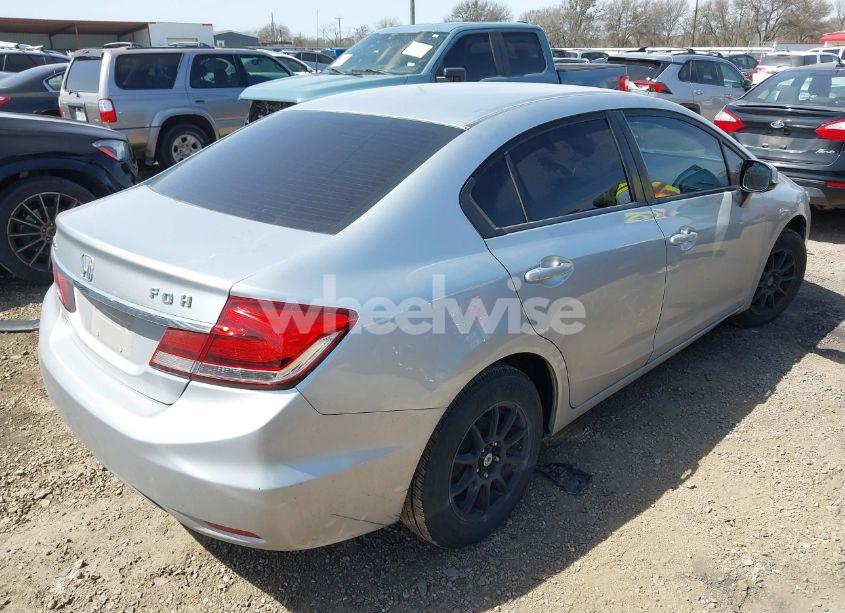 Photo 4 of 2013 Honda Civic LX (VIN 2HGFB2F57DH593684)