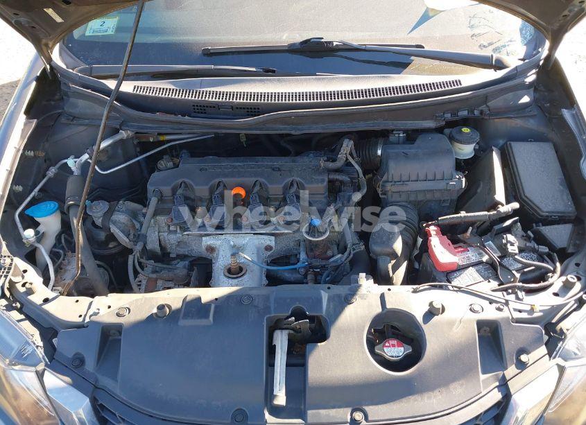 Photo 10 of 2013 Honda Civic LX (VIN 2HGFB2F57DH594821)