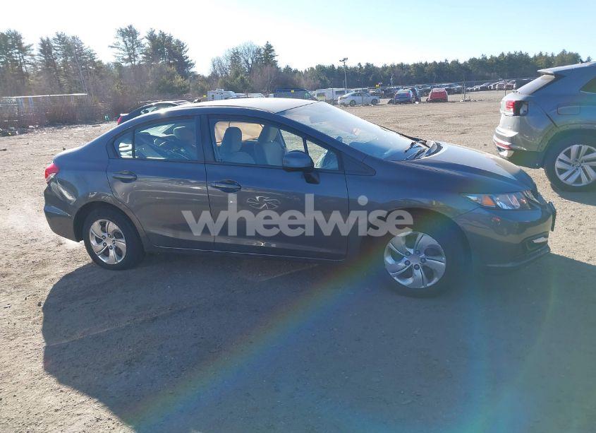 Photo 13 of 2013 Honda Civic LX (VIN 2HGFB2F57DH594821)