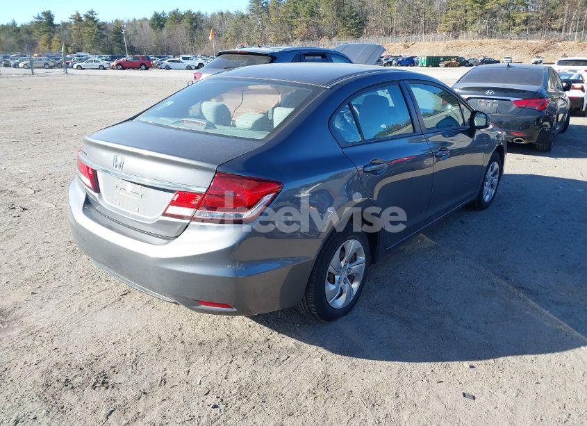 Photo 4 of 2013 Honda Civic LX (VIN 2HGFB2F57DH594821)