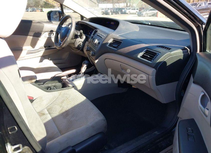 Photo 5 of 2014 Honda Civic LX (VIN 2HGFB2F57EH522597)