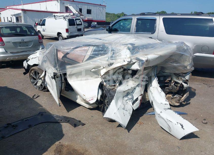 Photo 3 of 2014 Honda Civic LX (VIN 2HGFB2F57EH531932)